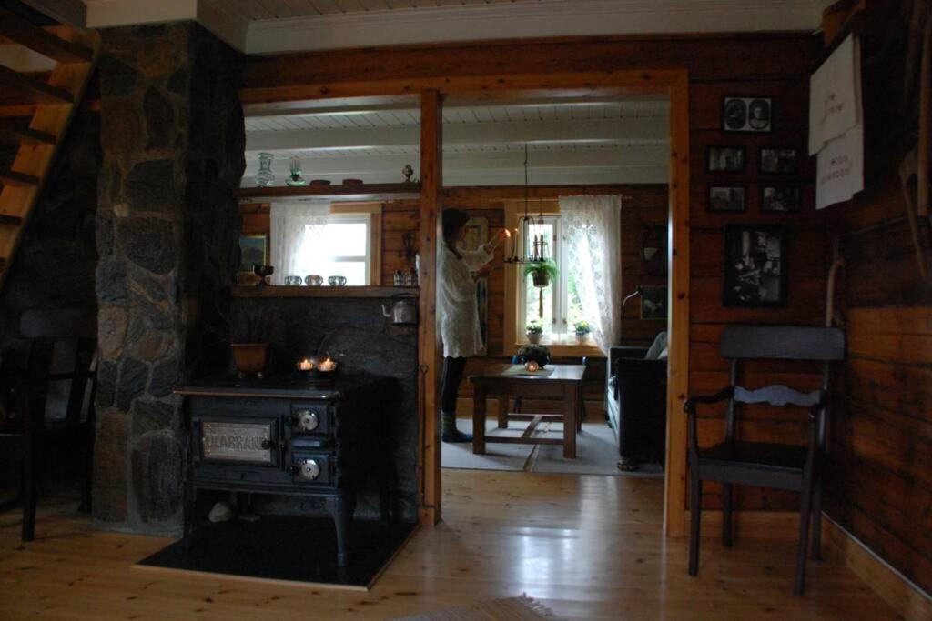 100 Years Old Norwegian Log House In Дом отдыха