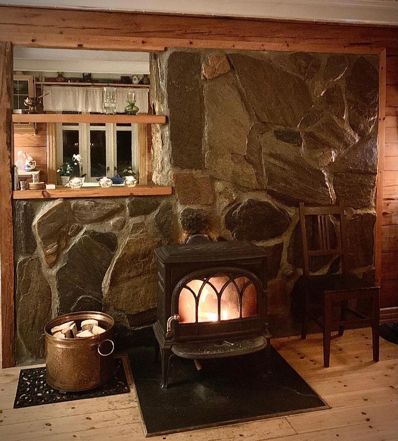 100 Years Old Norwegian Log House In Feriehus Tromsø